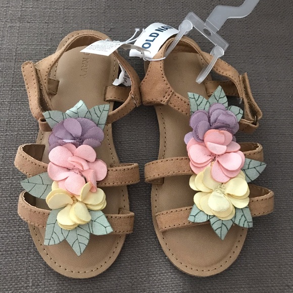 Girls Old Navy Floral Sandals Size 11 NWT - Picture 1 of 3